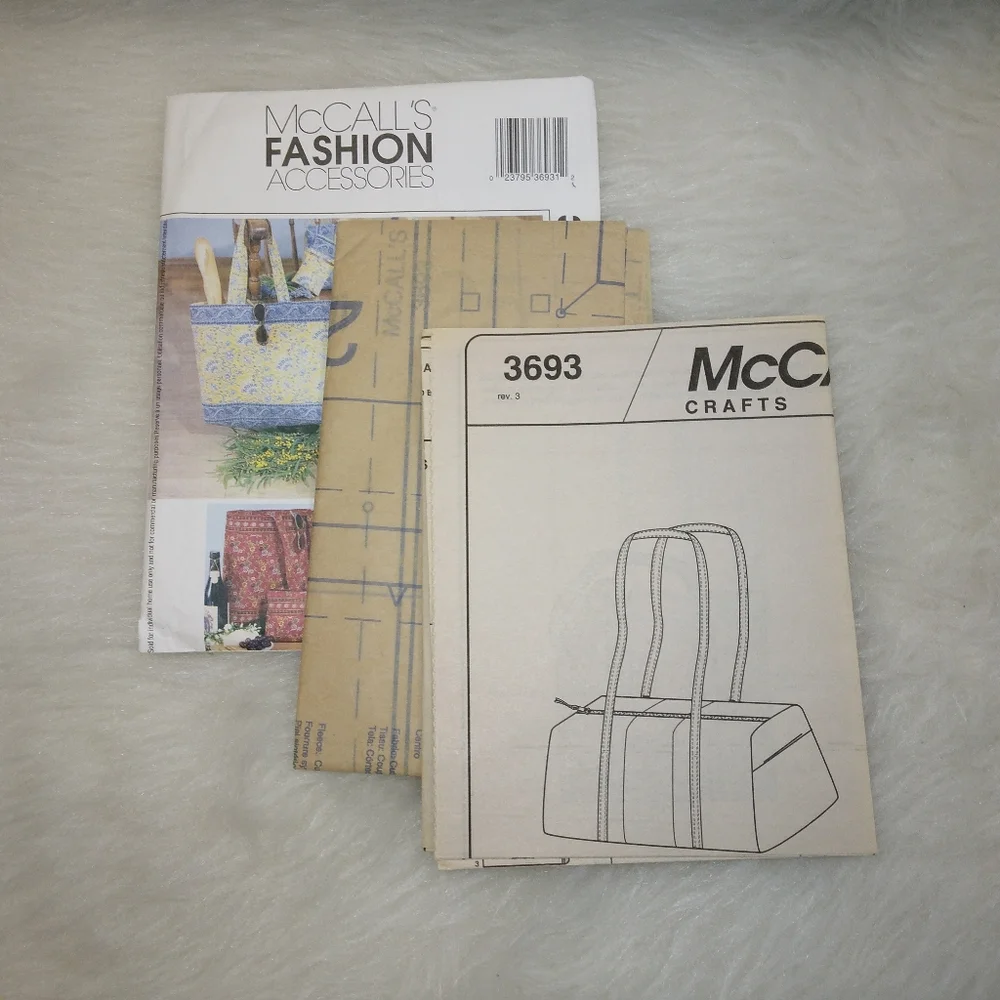McCall's 3693 Bags in 5 styles